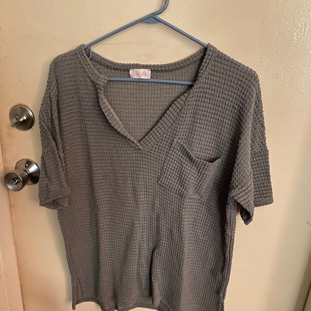 Pink Lily V-neck waffle shirt